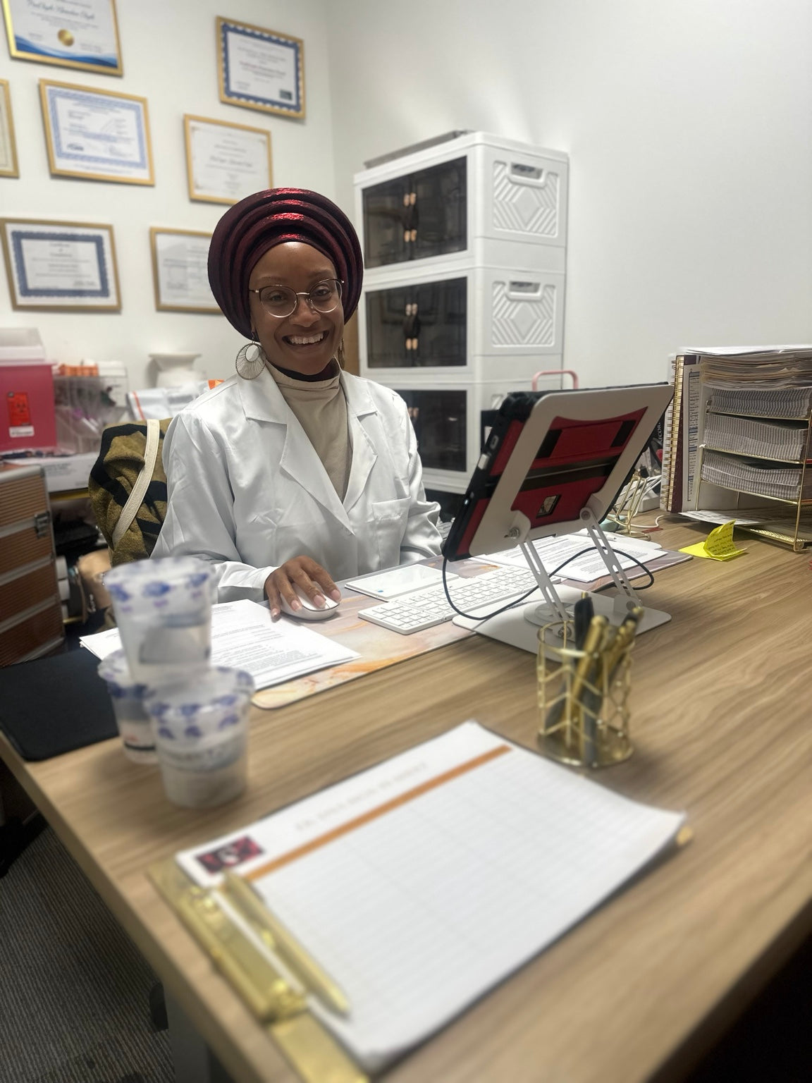 EK-DNA LLC founder PanEhyeh at her Nashville office desk